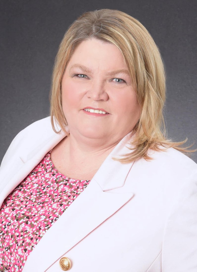 Tammy Rodrigues, REALTOR® in Aurora, Illinois